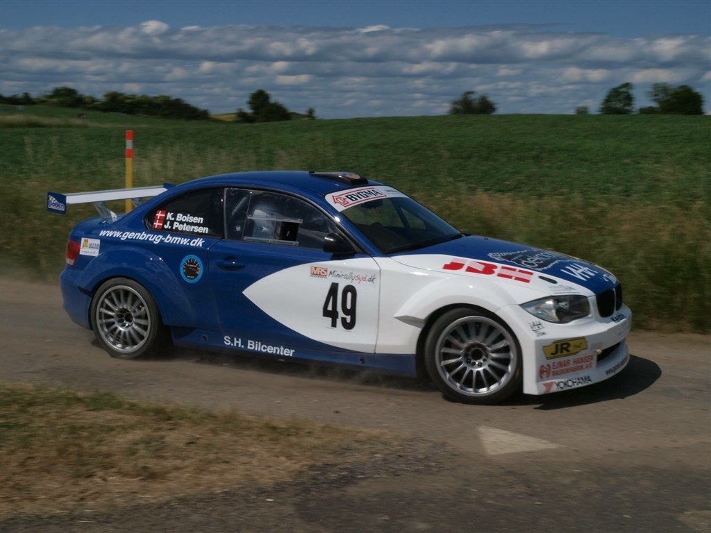 BMW E82 I fuld fart
(Foto: Der Post)